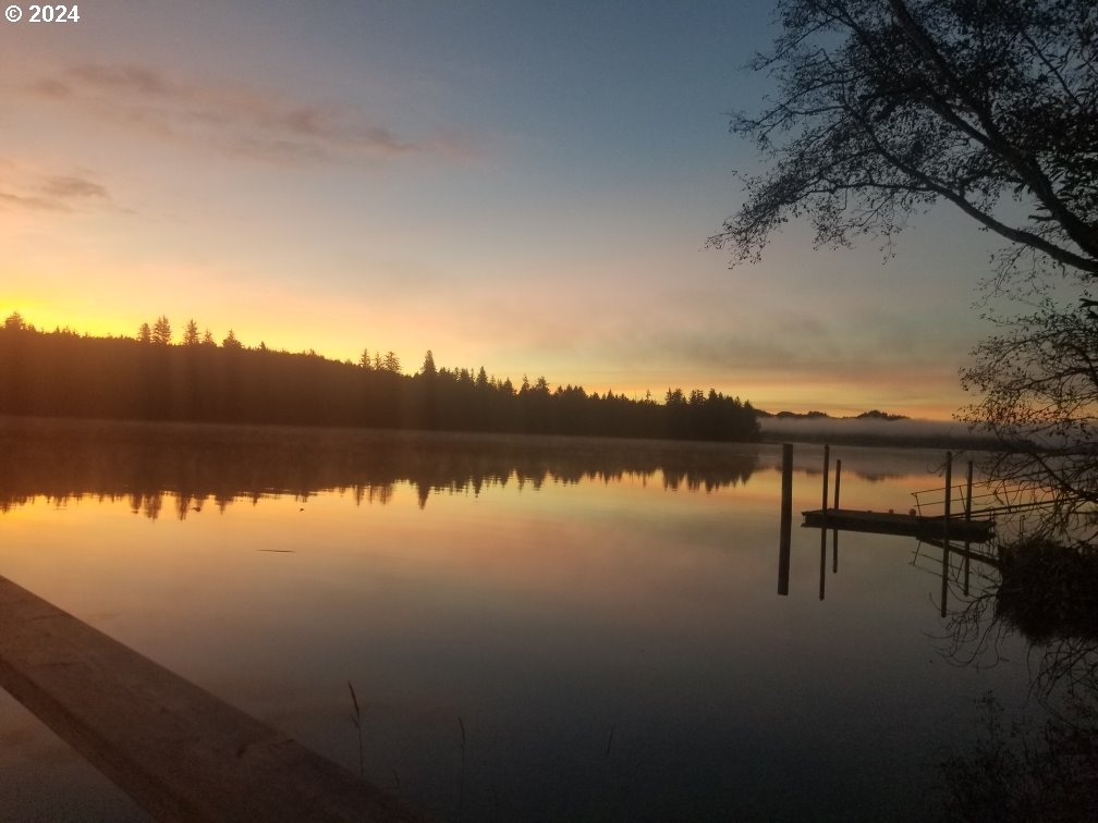 5378 Buckskin Bob Road Florence, OR 97439 - Photo 44 of 46 a view of lake