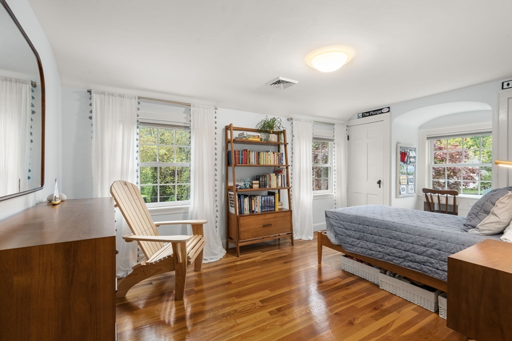 9 Lafayette Circle Wellesley, MA 02482 - Photo 27 of 35 a living room with furniture and wooden floor