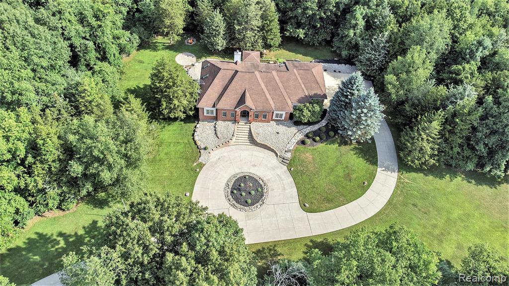 6439 Cohoctah Road Fenton, MI 48430 - Photo 41 of 50
