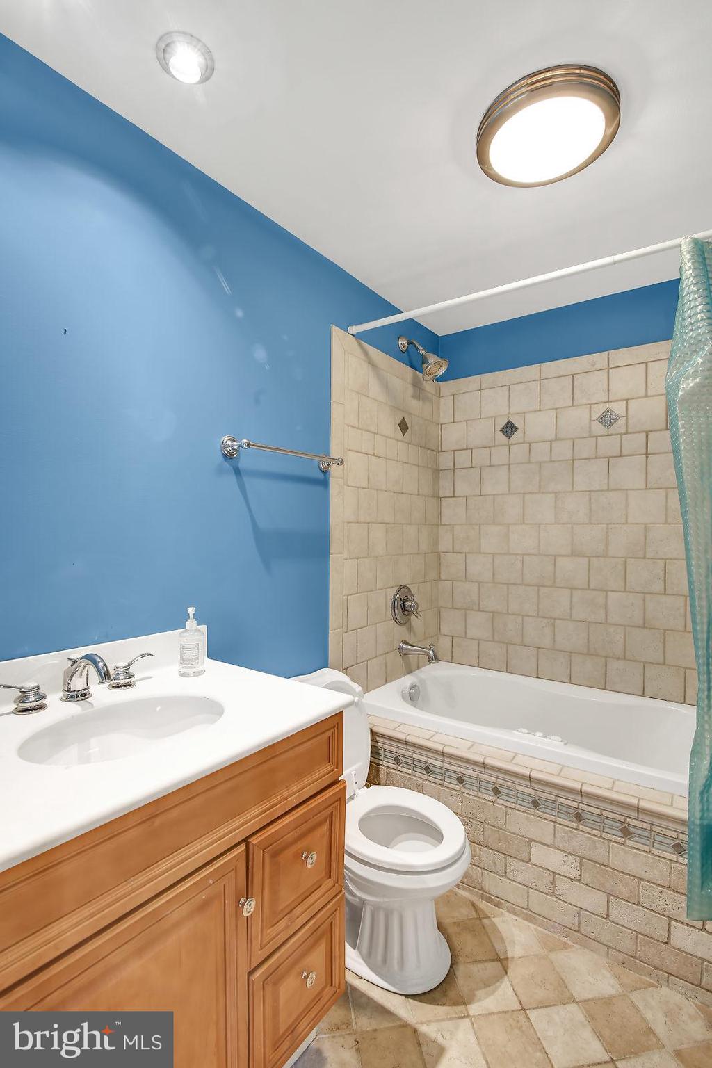 1714 Perry Cove Road Pasadena, MD 21122 - Photo 29 of 45 lower level full bathroom