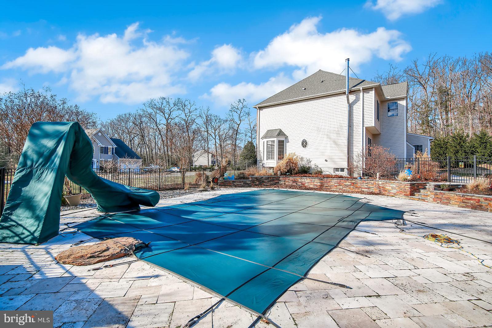 1714 Perry Cove Road Pasadena, MD 21122 - Photo 33 of 45 view of pool closed for winter