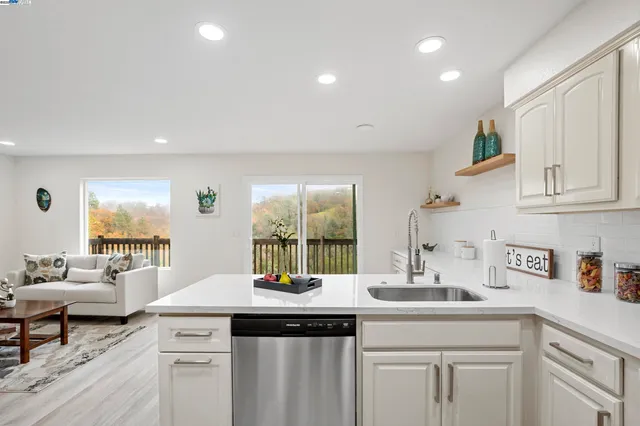 $675,000 | 1239 Steele Canyon Road, Napa, CA 94558