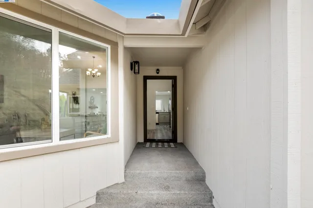 $675,000 | 1239 Steele Canyon Road, Napa, CA 94558