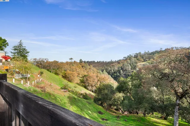 $675,000 | 1239 Steele Canyon Road, Napa, CA 94558