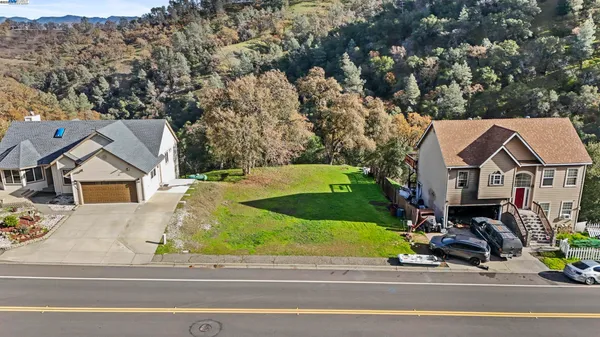 $650,000 | 1239 Steele Canyon Road, Napa, CA 94558