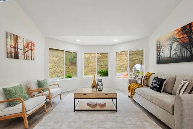 $675,000 | 1239 Steele Canyon Road, Napa, CA 94558