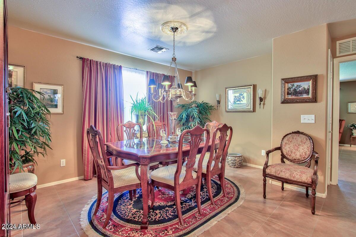 16223 West Boca Raton Road Surprise, AZ 85379 - Photo 14 of 18 20140629152627742221000000-o