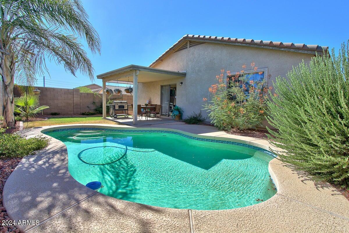 16223 West Boca Raton Road Surprise, AZ 85379 - Photo 2 of 18 20140629152717432483000000-o
