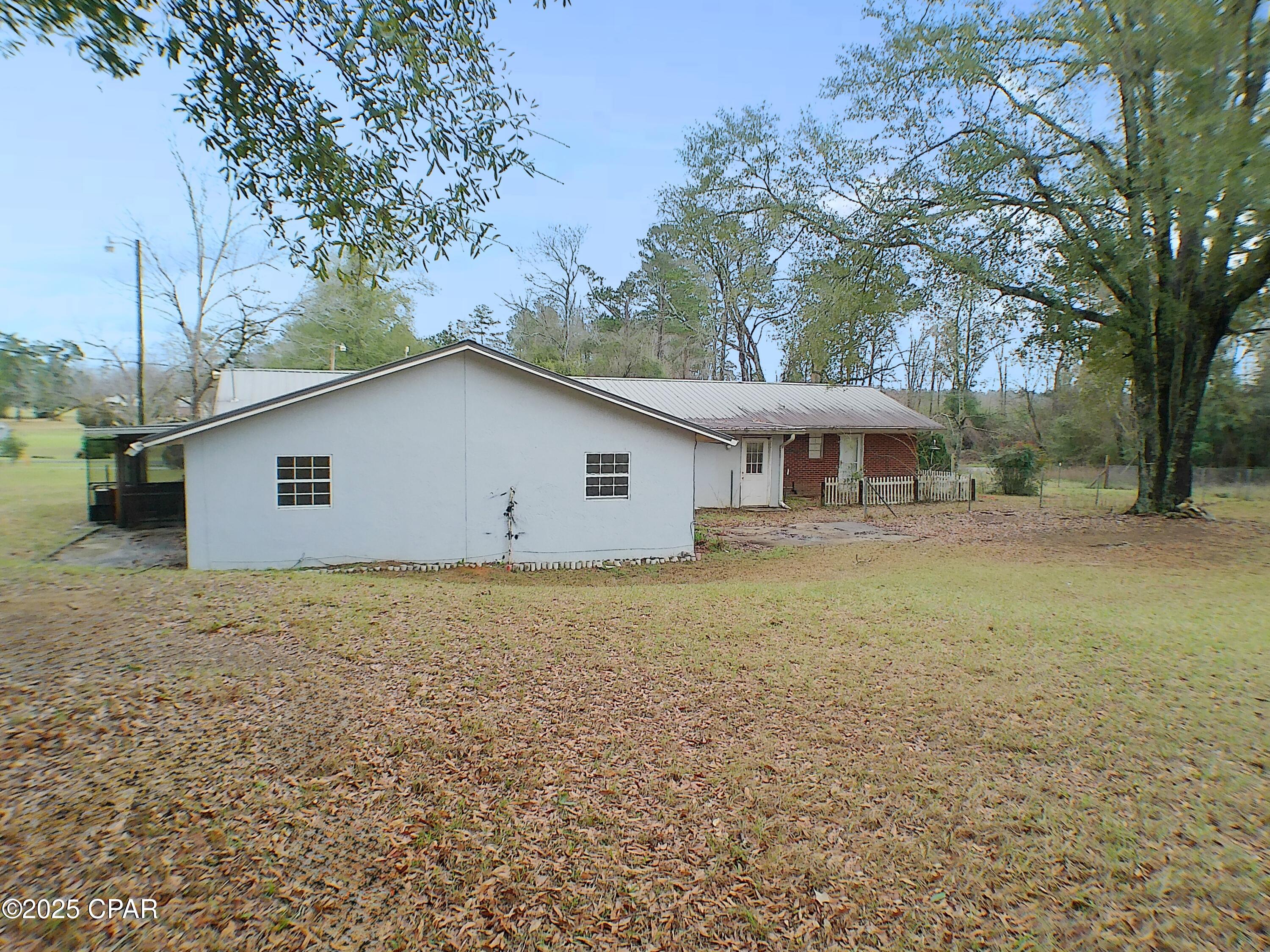 5747 Timberlane Road Bascom, FL 32423 - Photo 4 of 18