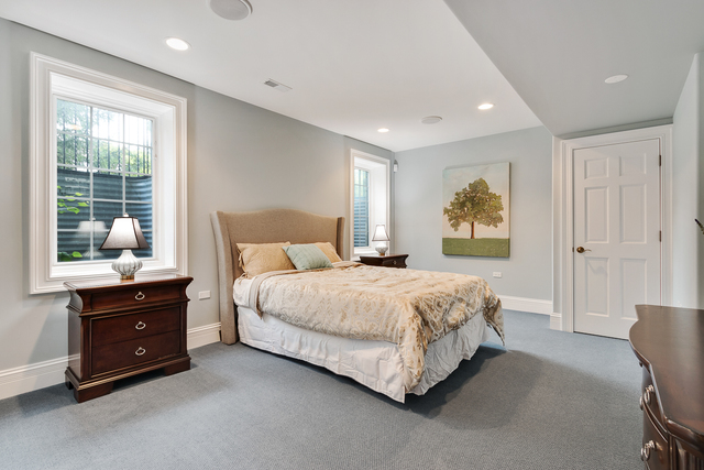 435 Lee Road Northbrook, IL 60062 - Photo 32 of 34