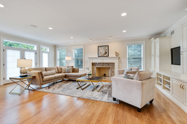 435 Lee Road Northbrook, IL 60062 - Photo 6 of 34