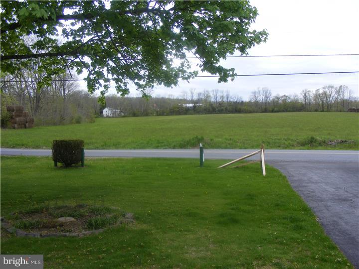3058 Wild Run Road Pennsburg, PA 18073 - Photo 10 of 11 Front Yard