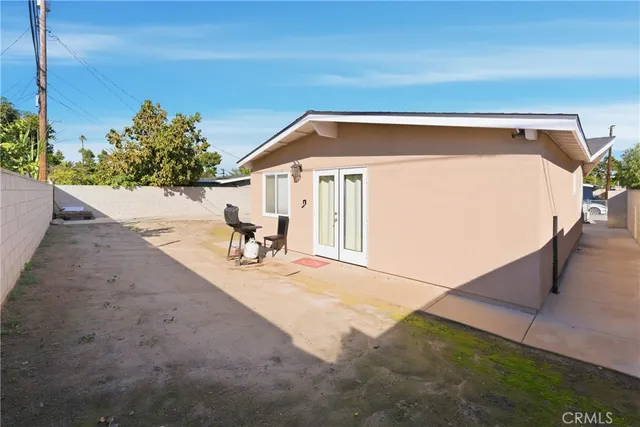 $1,099,999 | 745 North Vine Street, Anaheim, CA 92805