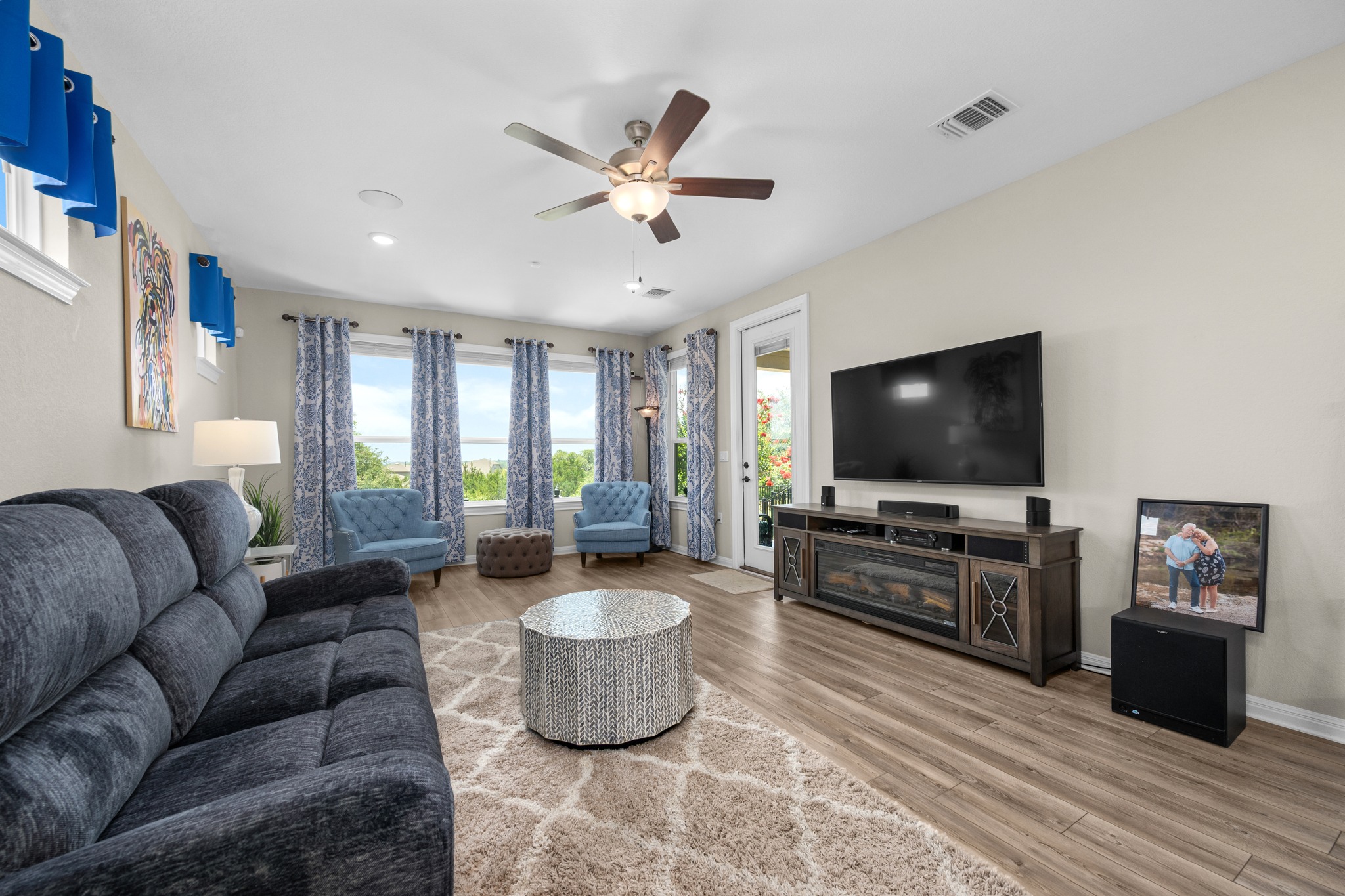 202 Yorktown Street Georgetown, TX 78633 - Photo 10 of 35 Natural light floods this inviting living space