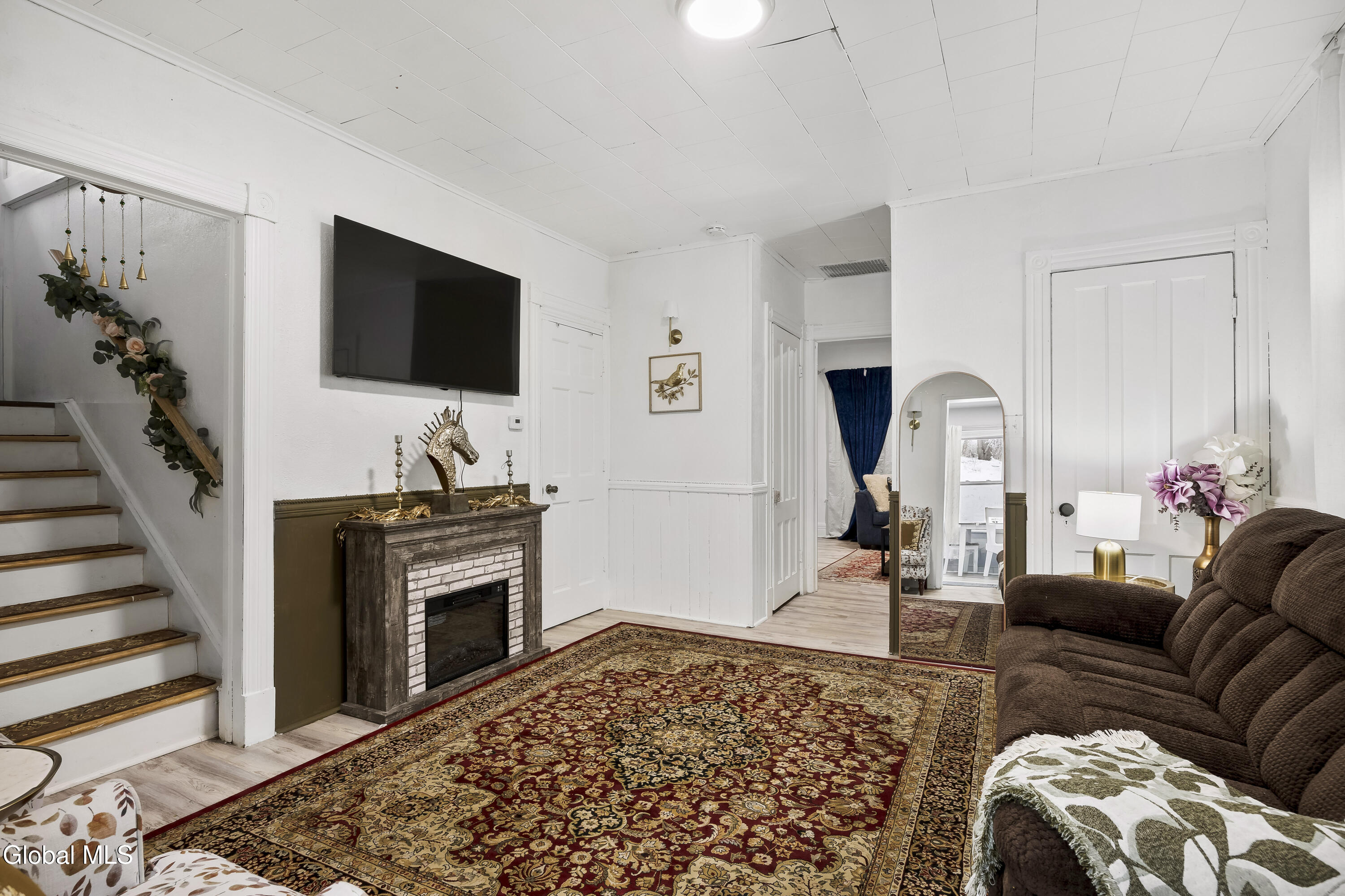 104 John Street Rensselaer, NY 12144 - Photo 12 of 32 11