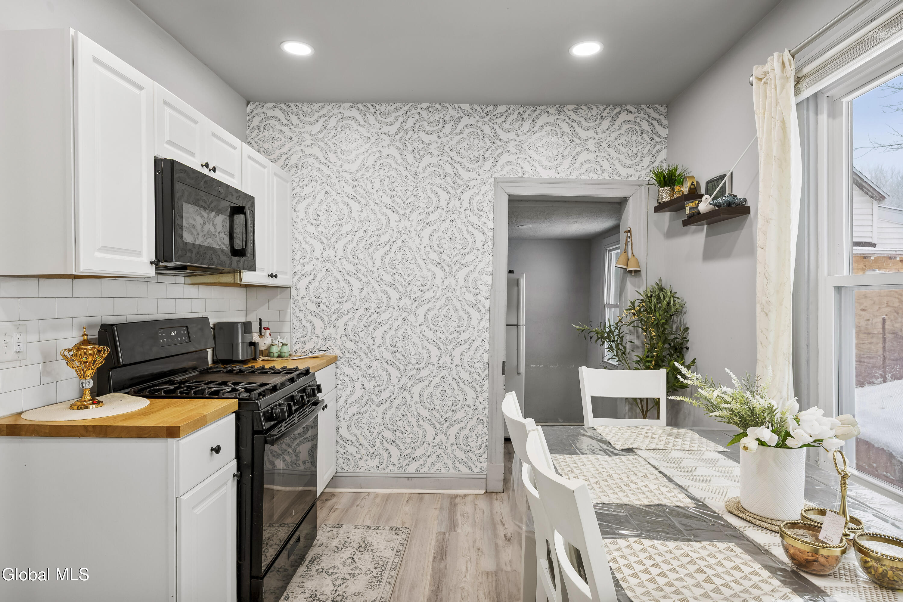 104 John Street Rensselaer, NY 12144 - Photo 14 of 32 13