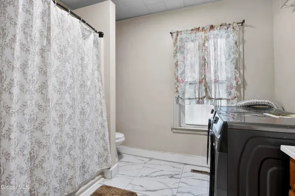 $284,000 | 104 John Street, Rensselaer, NY 12144