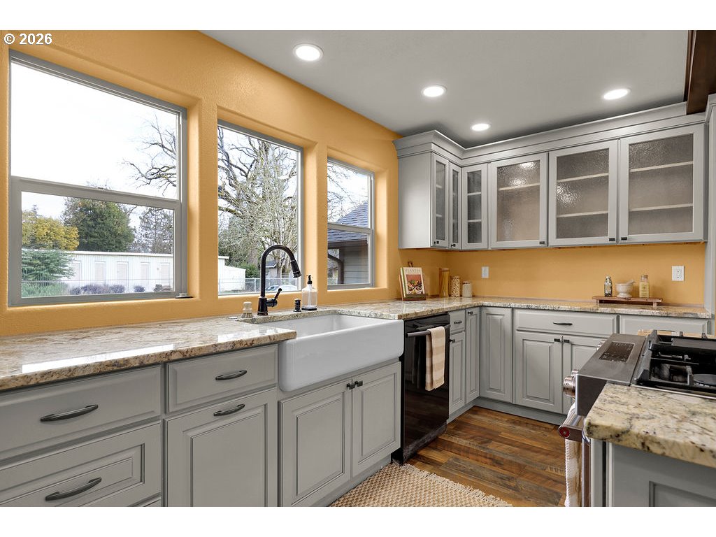 1306 South 4th Street Cottage Grove, OR 97424 - Photo 15 of 46