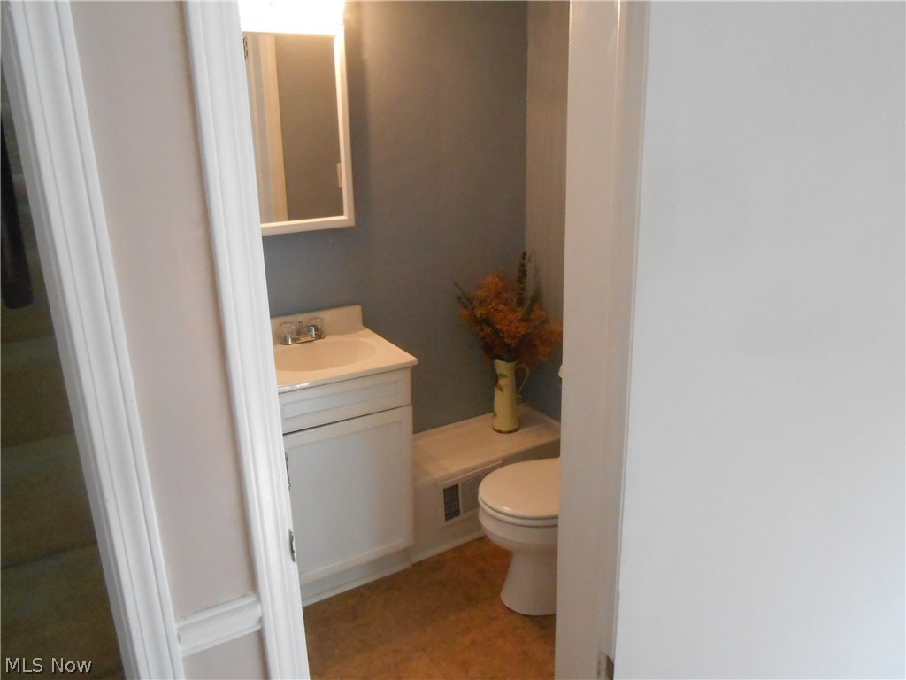 6292 Kungle Road Clinton, OH 44216 - Photo 13 of 25 Gallery Image 13