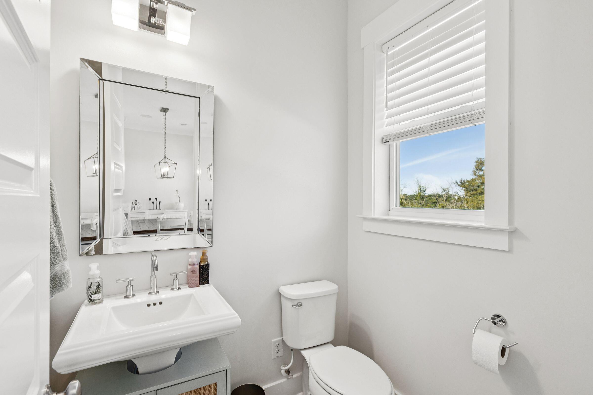 2135 Tides End Road Charleston, SC 29412 - Photo 19 of 40 2135TidesEndRd-KeenEyeMarketing-040