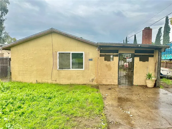 $180,000 | 304 North Channing Way, Fresno, CA 93706