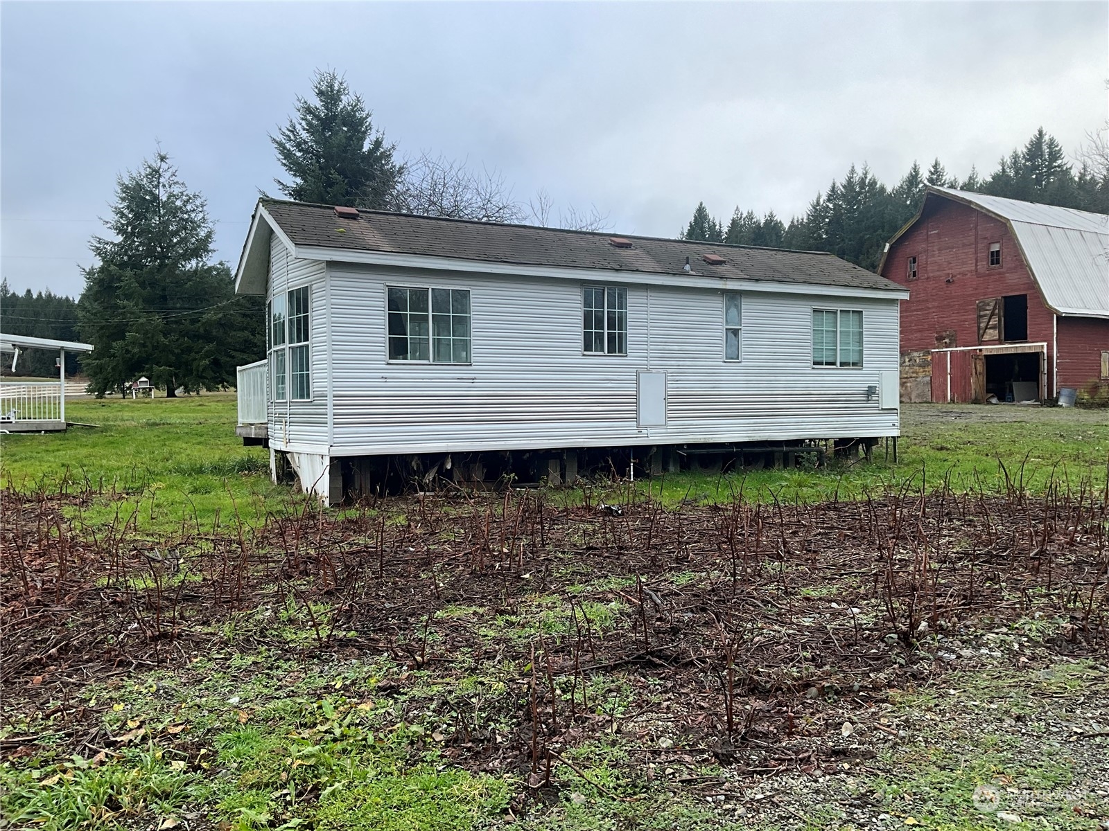 29723 Heimer Road Arlington, WA 98223 - Photo 11 of 13 Gallery Image 11