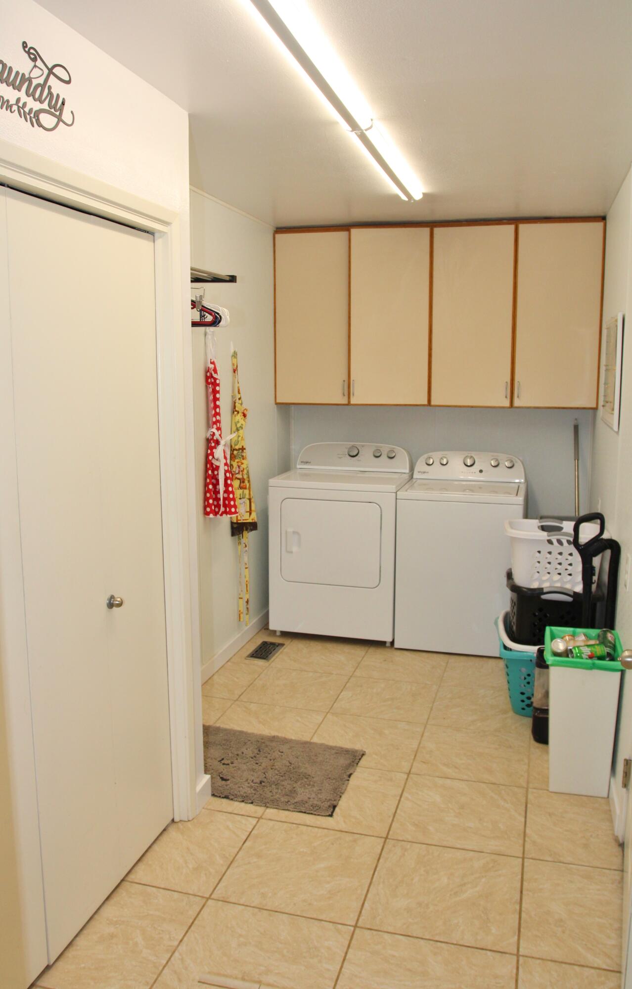 2075 Calhoun Street Klamath Falls, OR 97601 - Photo 51 of 89 2075 Calhoun 810
