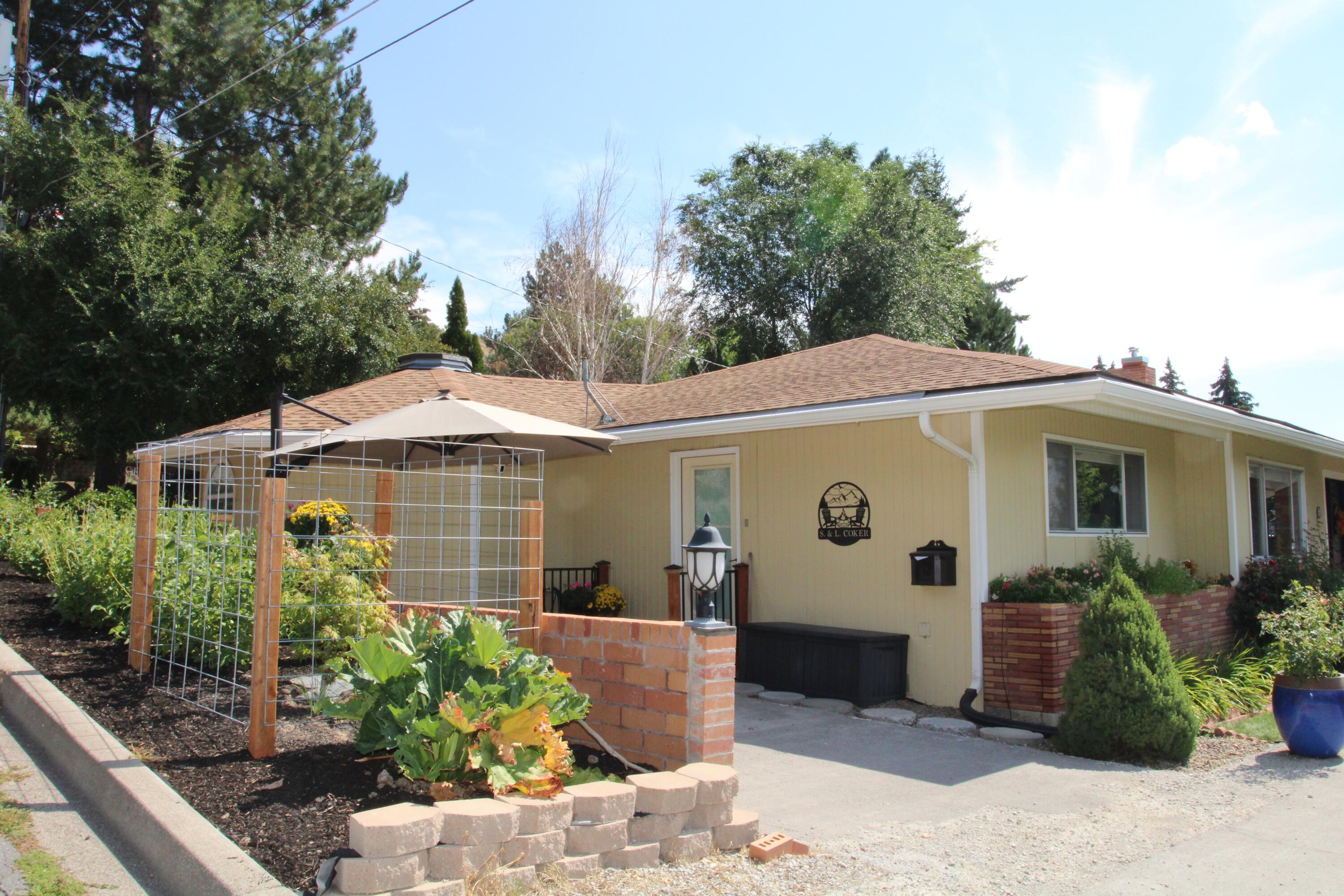 2075 Calhoun Street Klamath Falls, OR 97601 - Photo 7 of 89 2075 Calhoun 990
