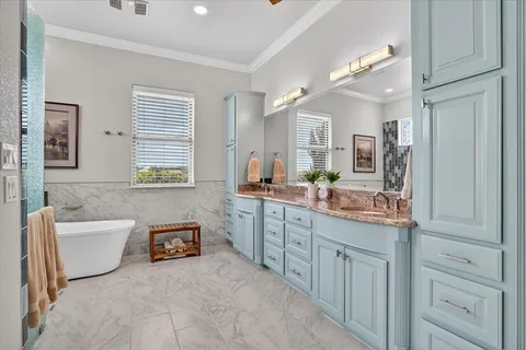$849,900 | 2312 Marseilles Court, Granbury, TX 76048