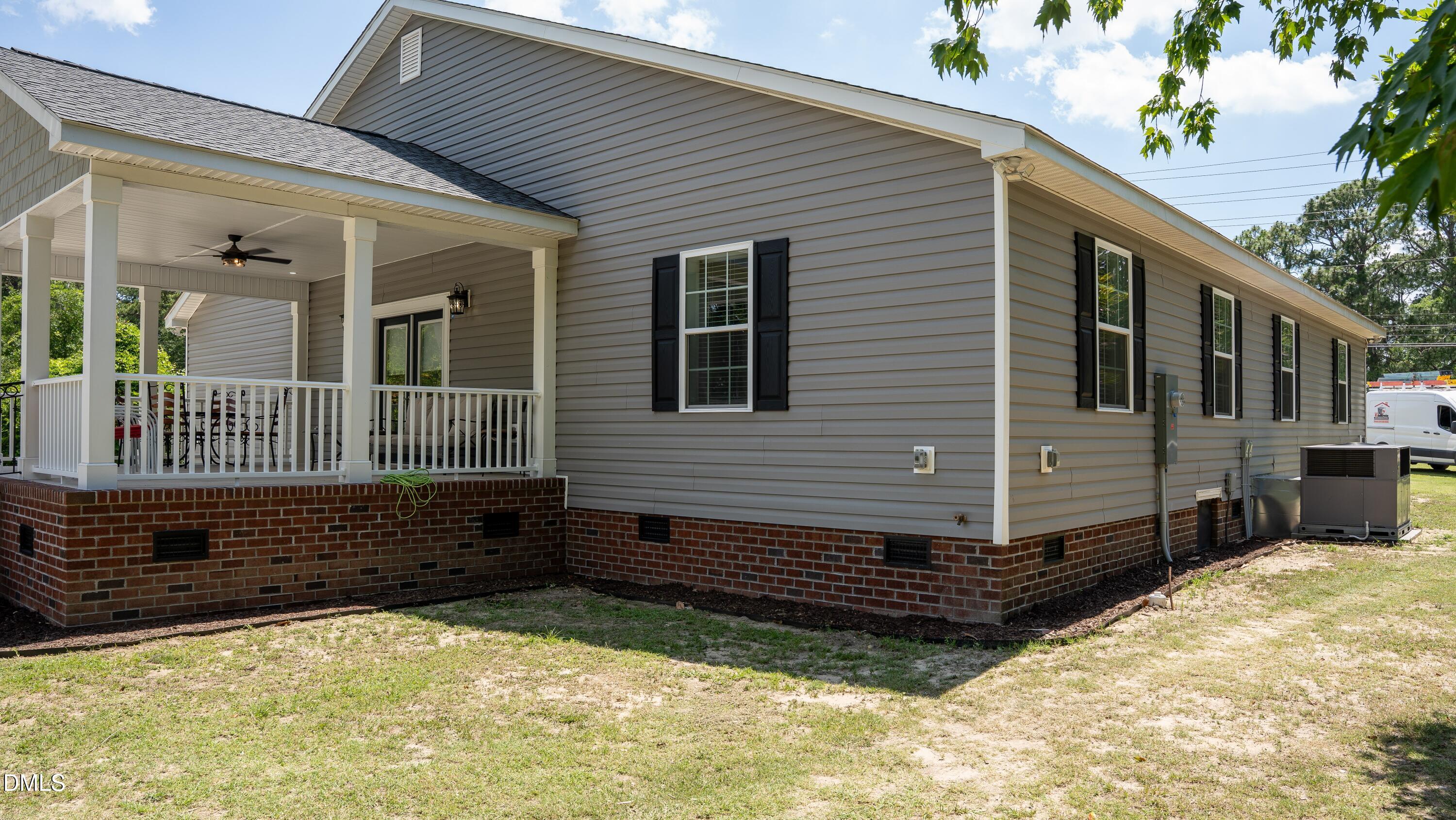730 NW Boulevard Clinton, NC 28328 - Photo 18 of 68 DSC08740