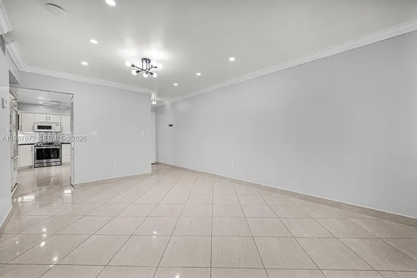 $3,200 | 4020 North Hills Drive, Unit 2, Hollywood, FL 33021