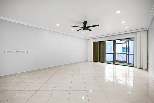$3,200 | 4020 North Hills Drive, Unit 2, Hollywood, FL 33021