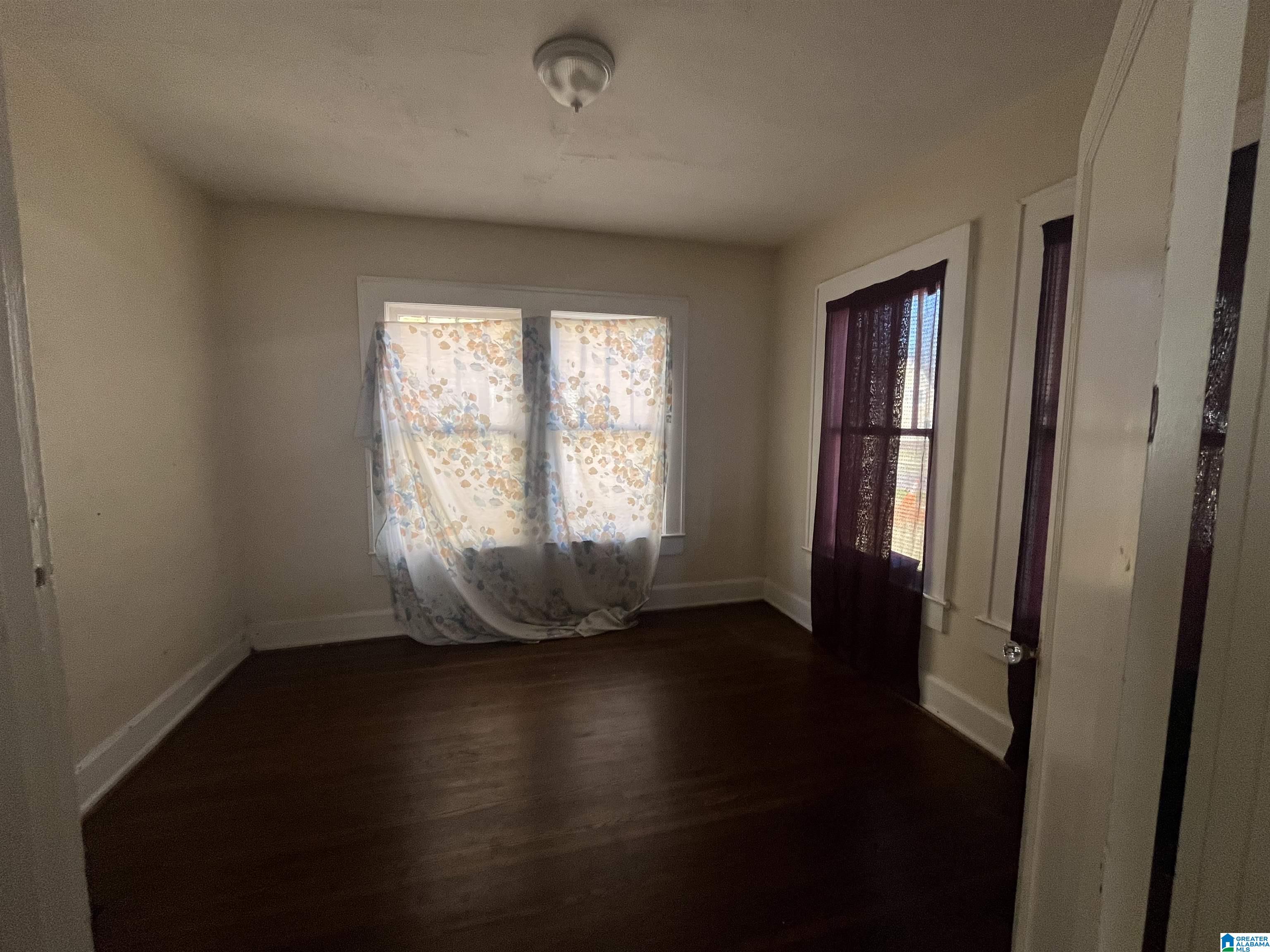 1432 19th Place Southwest Birmingham, AL 35211 - Photo 10 of 13