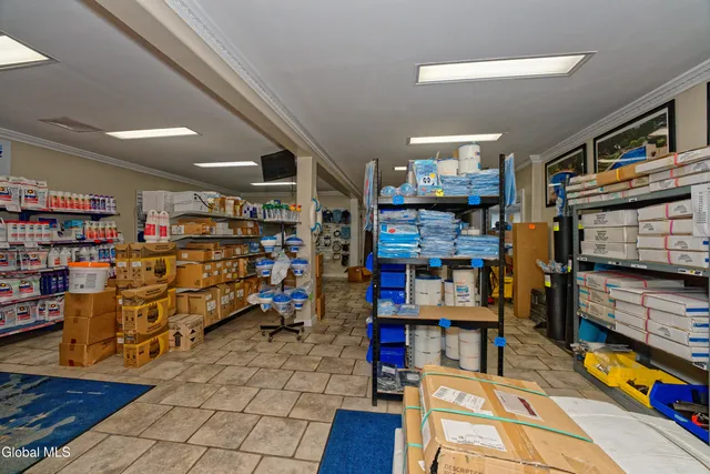 $899,900 | 671 Mariaville Road, Rotterdam, NY 12306