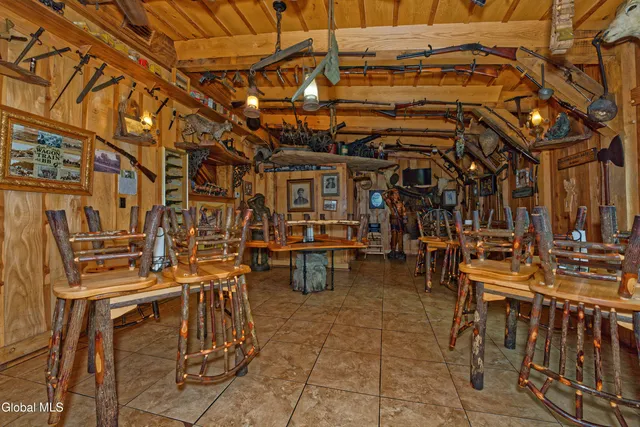 $899,900 | 671 Mariaville Road, Rotterdam, NY 12306