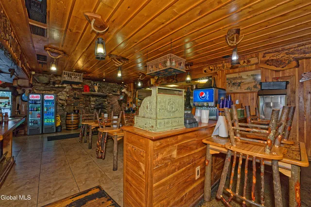 $899,900 | 671 Mariaville Road, Rotterdam, NY 12306