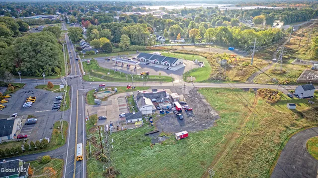 $899,900 | 671 Mariaville Road, Rotterdam, NY 12306