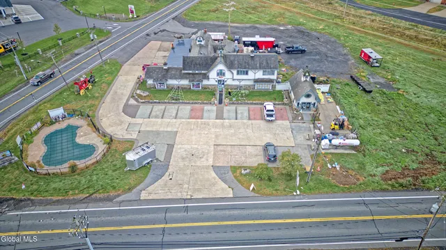 $899,900 | 671 Mariaville Road, Rotterdam, NY 12306