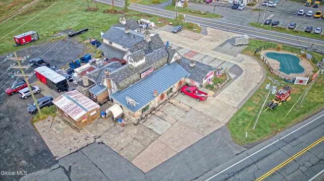 $899,900 | 671 Mariaville Road, Rotterdam, NY 12306