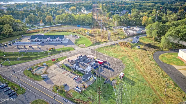 $899,900 | 671 Mariaville Road, Rotterdam, NY 12306