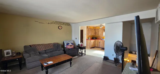 $899,900 | 671 Mariaville Road, Rotterdam, NY 12306