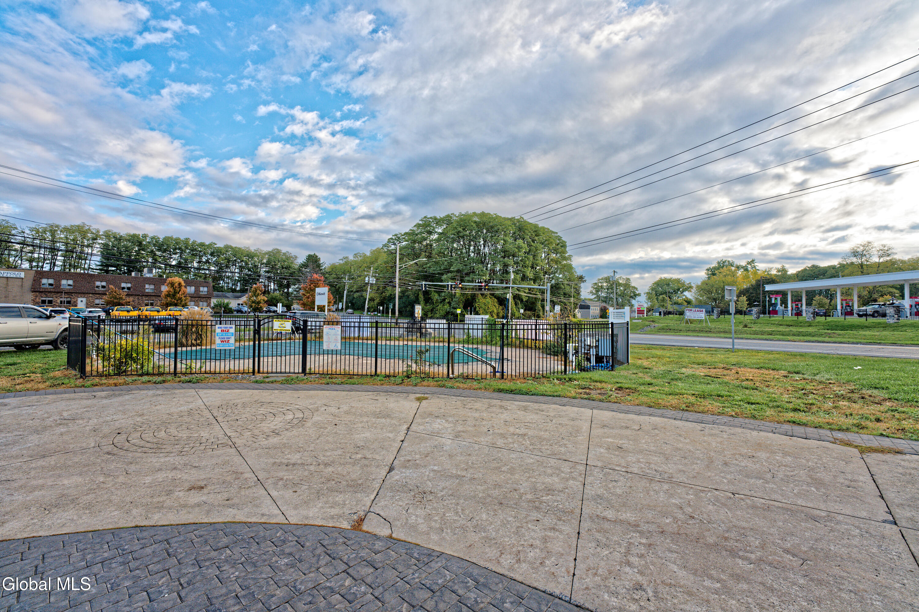 671 Mariaville Road Rotterdam, NY 12306 - Photo 10 of 59 1 Outside 10