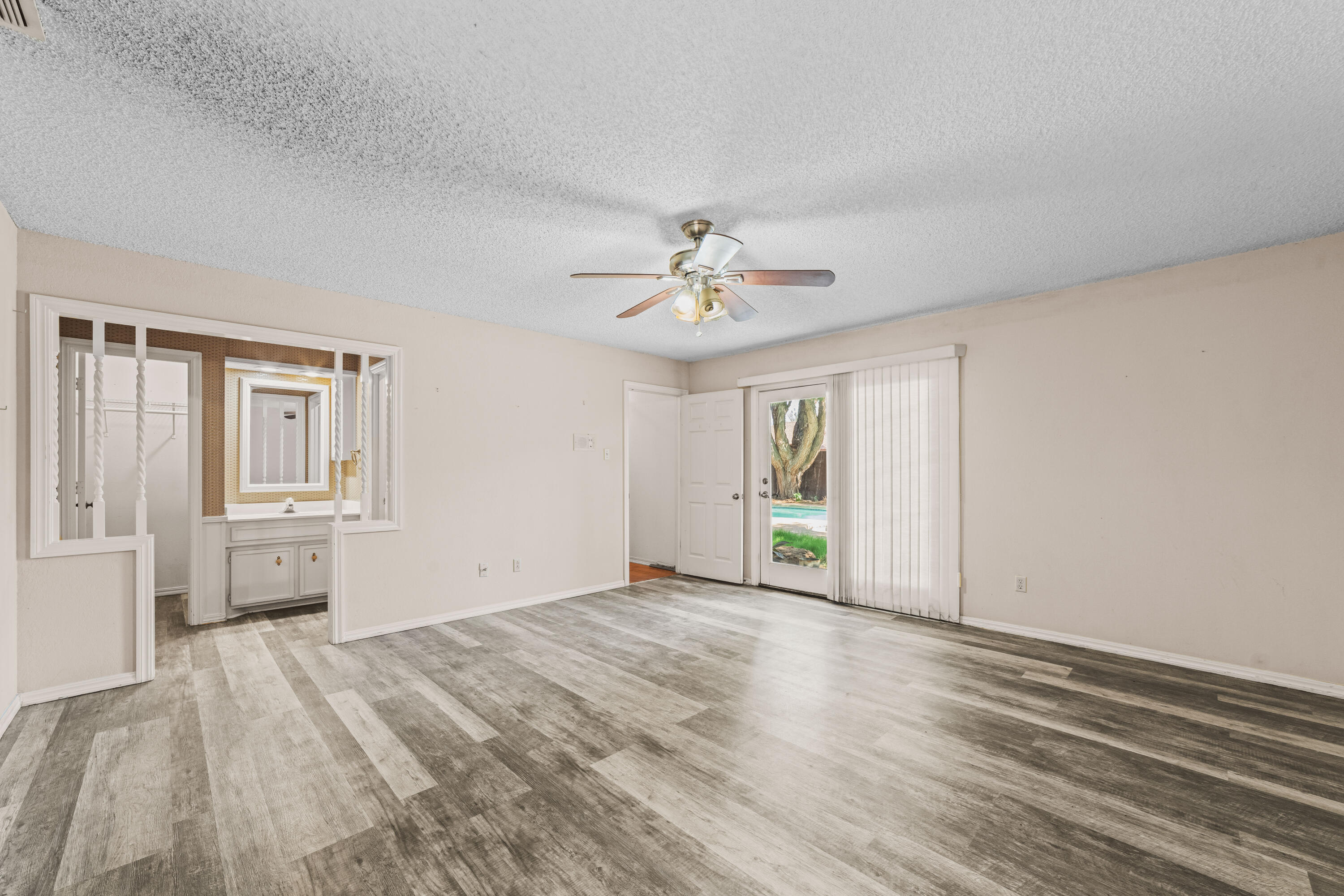 5012 93rd Street Lubbock, TX 79424 - Photo 17 of 22 DSC09888
