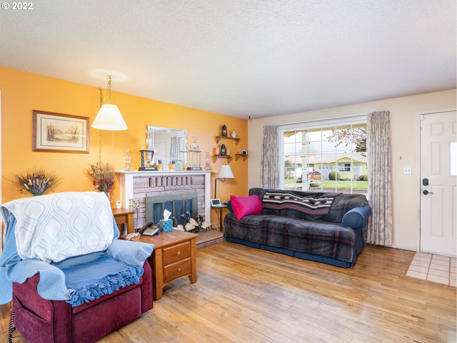 1358 Thompson Road Woodburn, OR 97071 - Photo 5 of 32 Gallery Image 5
