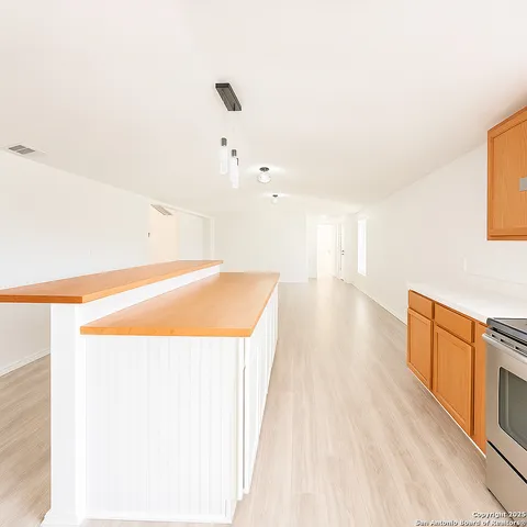 $270,000 | 4207 Waterwood Pass Drive, Elmendorf, TX 78112