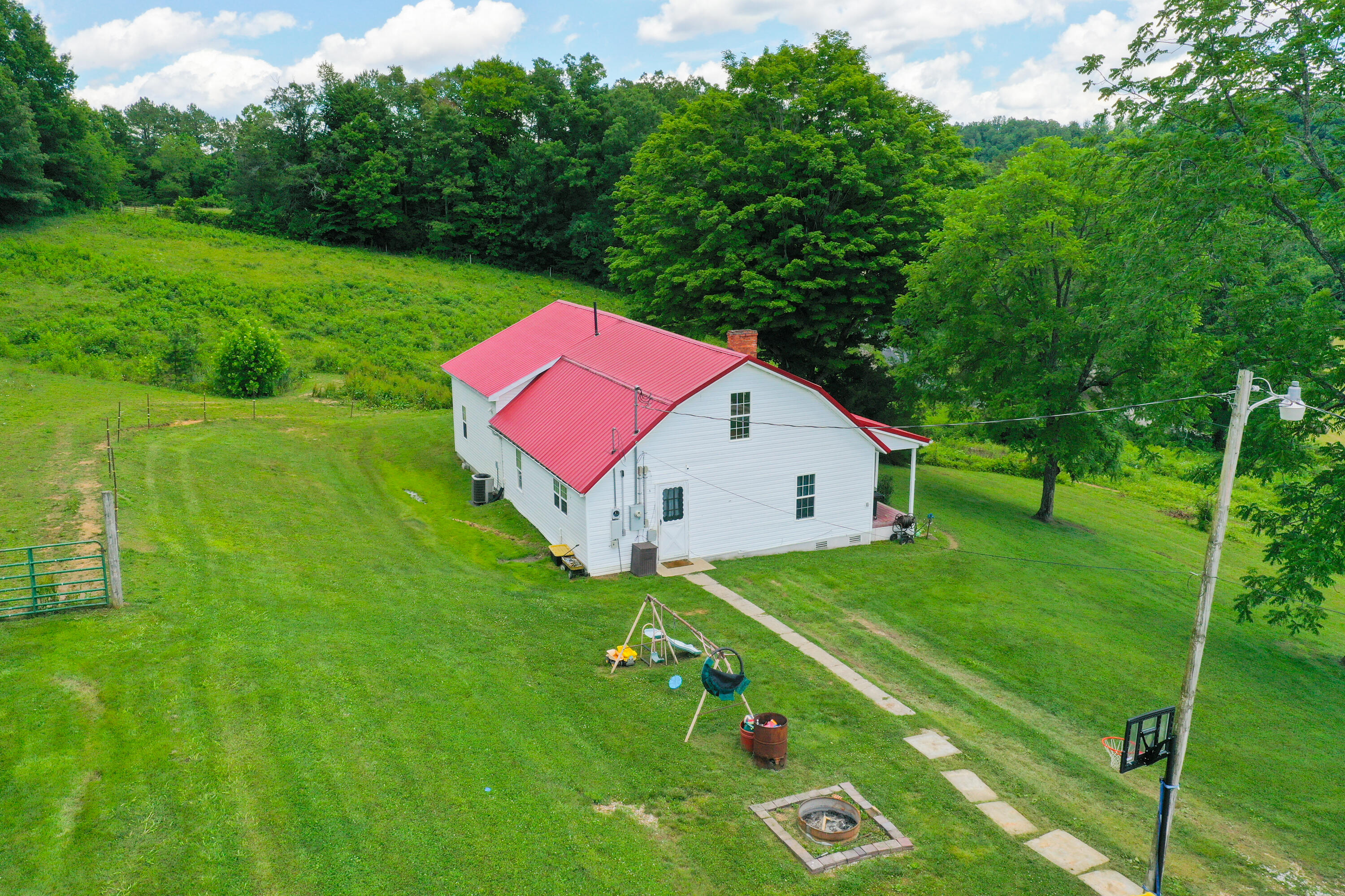 234 Ray Mathis Road Annville, KY 40402 - Photo 42 of 47 DJI_0258
