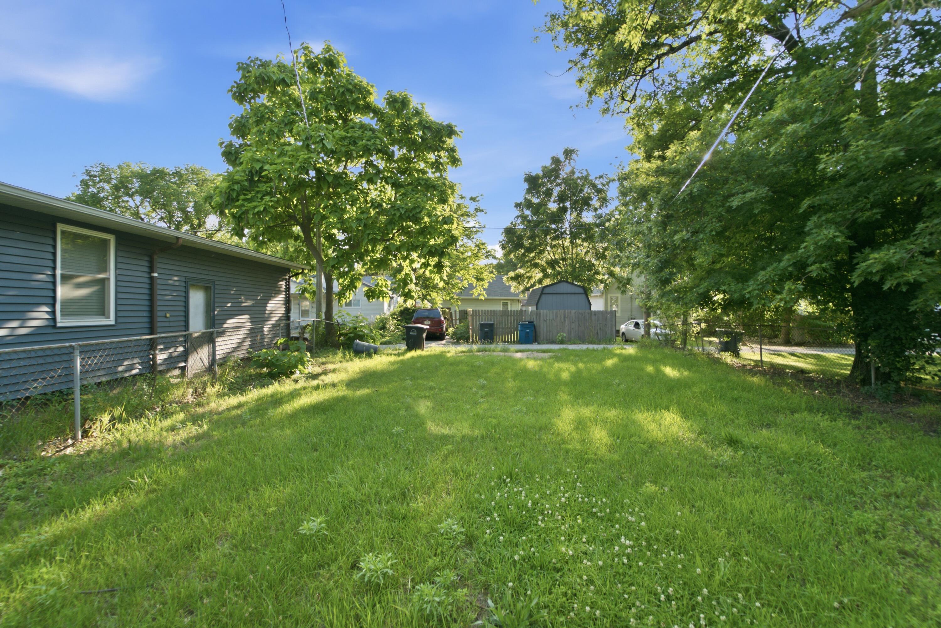 502 Ridgeland Avenue Michigan City, IN 46360 - Photo 2 of 14 3000x2003