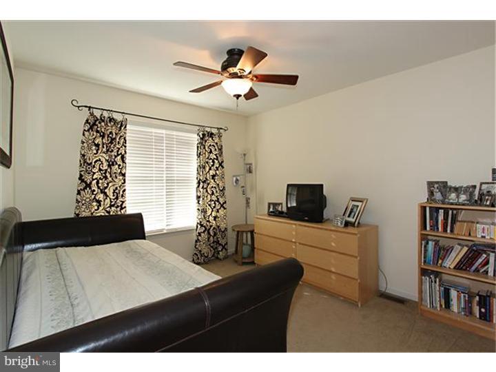 224 Hawthorne Way Riverside, NJ 08075 - Photo 15 of 24