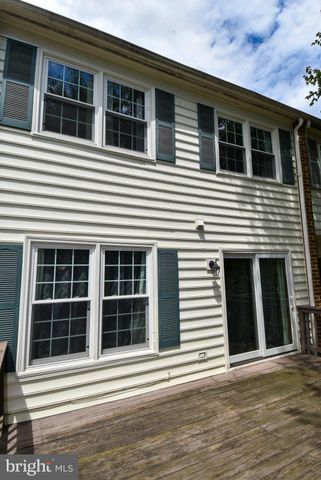 $445,000 | 9308 Frostburg Way, Montgomery Village, MD 20886