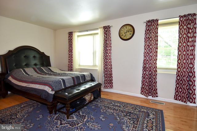 $445,000 | 9308 Frostburg Way, Montgomery Village, MD 20886